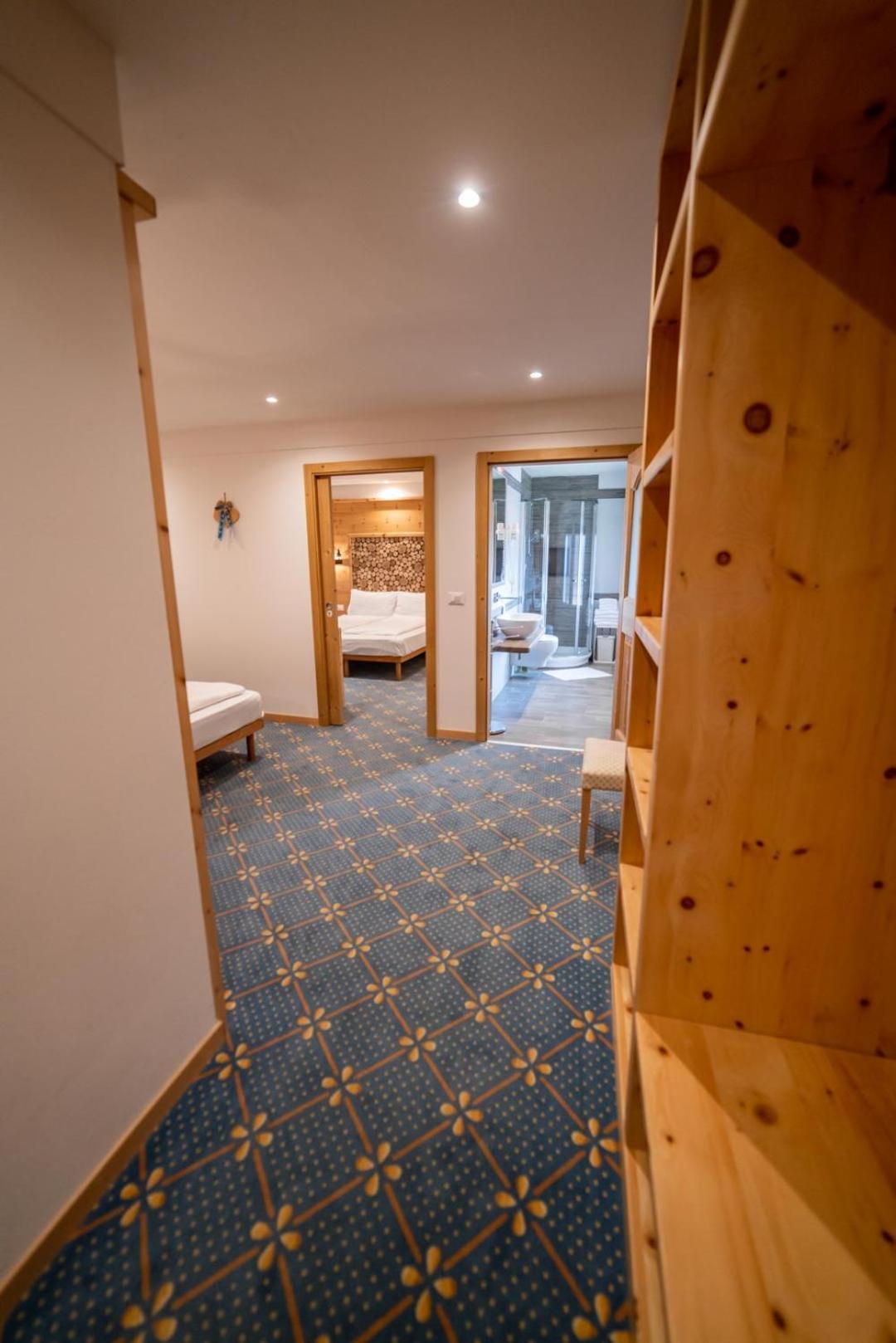 Al Sole Mountain Chic Hotel Folgaria Szoba fotó