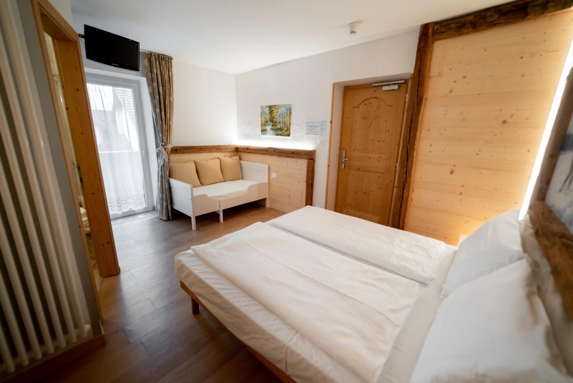 Al Sole Mountain Chic Hotel Folgaria Szoba fotó